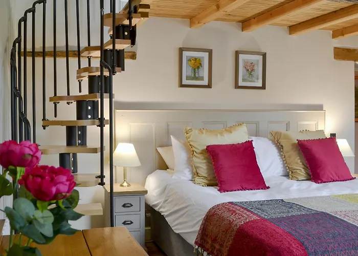 Westfield Farm Uk33124 *